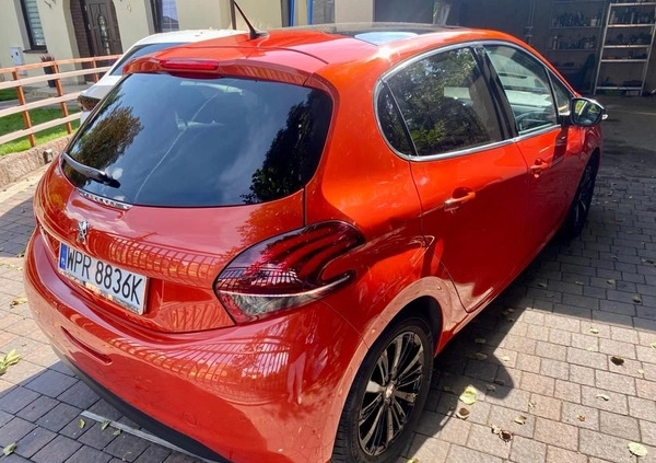 Peugeot 208 cena 34900 przebieg: 112000, rok produkcji 2015 z Szczecin małe 137